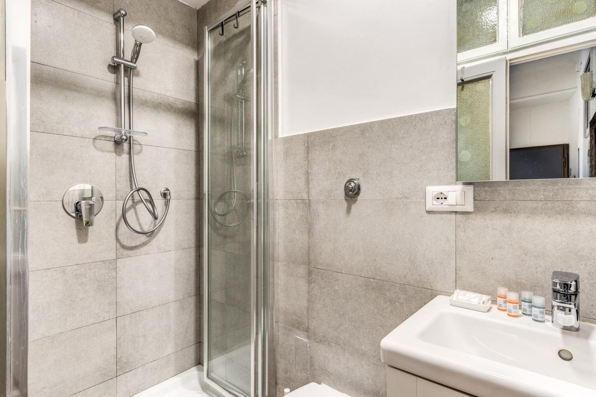 Lovely Renovated Flat By Vatican Rome Exterior photo