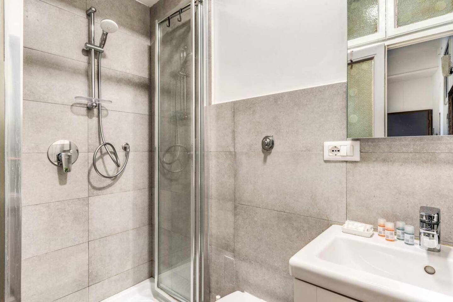 Lovely Renovated Flat By Vatican Rome Exterior photo